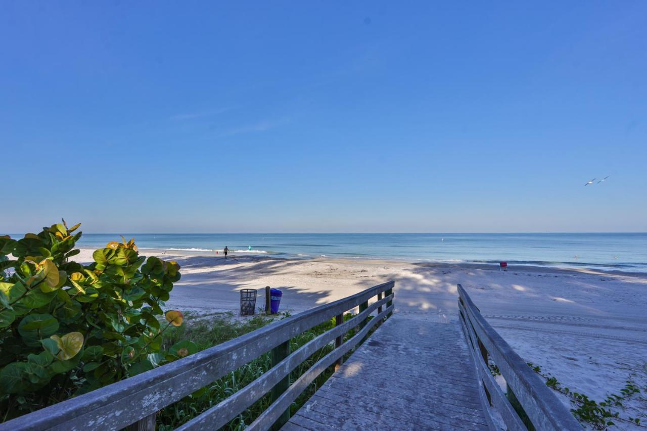 100 Steps To Beautiful Indian Rocks Beach, Oceanside, 2 Bedroom Updated Condo Clearwater Beach Eksteriør bilde